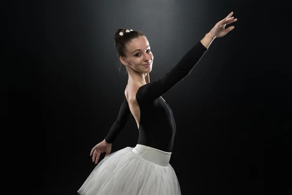 Młody balet tancerz baleriny — Zdjęcie stockowe