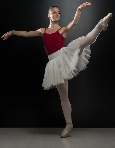 Χορευτής μπαλέτου θηλυκό — Φωτογραφία Αρχείου