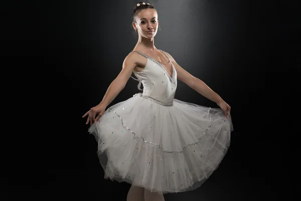 Joven bailarina de ballet Bailarina — Foto de Stock