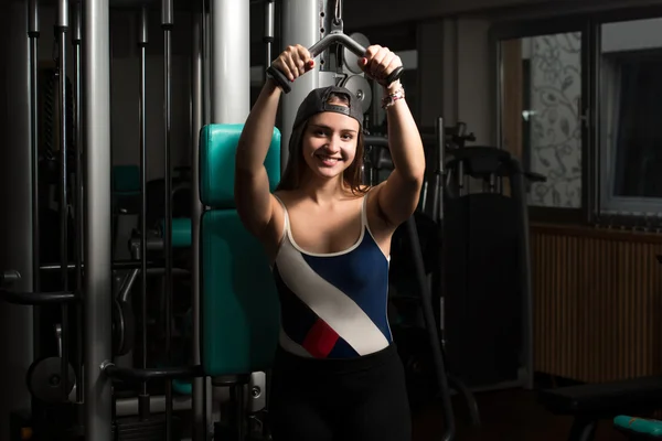 Young Woman Exercising Triceps — Stock Photo, Image