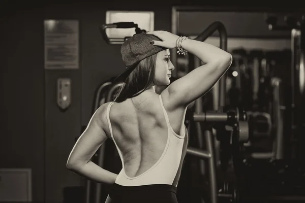 Woman Showing Her Well Trained Back — Stock Photo, Image