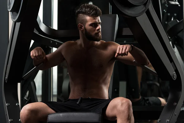 Chest Exercise On Machine — Stock Photo, Image