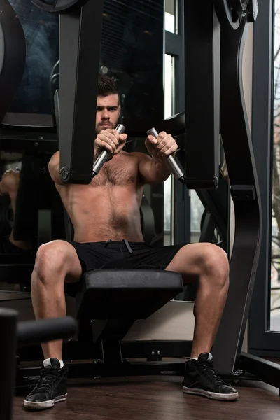 Chest Exercise On Machine — Stock Photo, Image