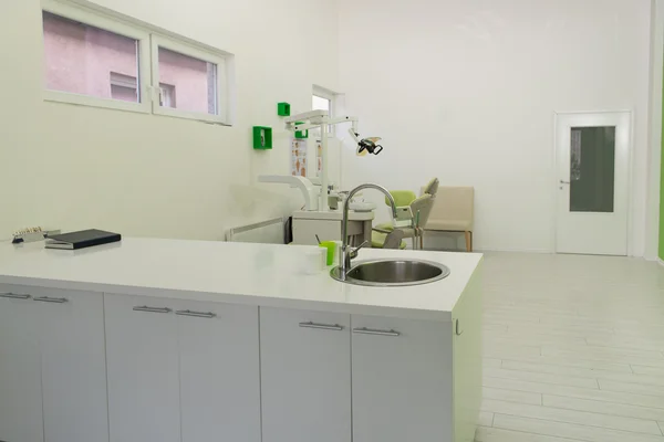 Modern Dentistry Office Interior With Chair And Tools — Stock Photo, Image