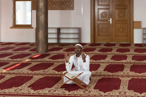 Young African Muslim Guy Praying — Stock Photo, Image