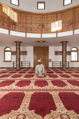 Mütevazi Afrika Müslüman dua