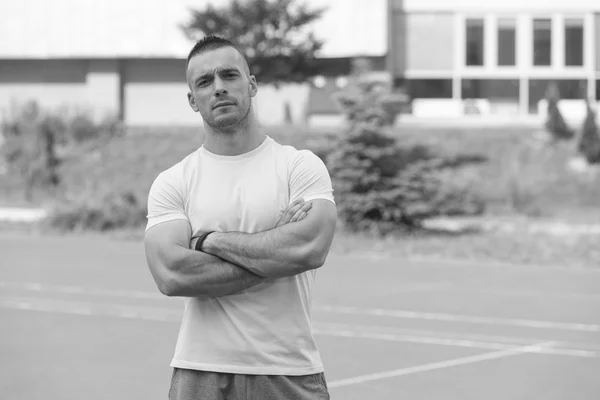 Athletic Man After Fitness Exercise Outdoor — Stock Photo, Image