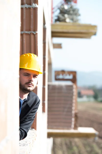 Young Construction Worker In Hard Hat — Stock Photo, Image