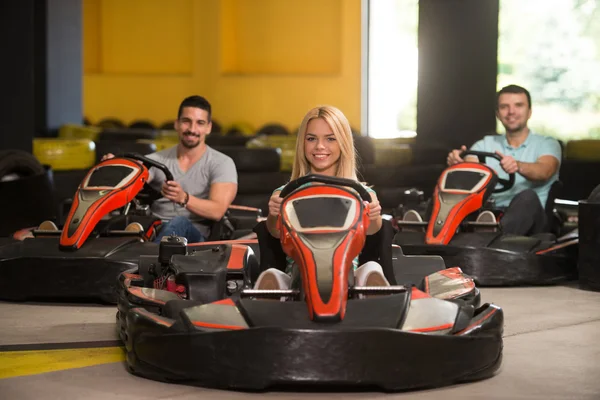 A verseny gokart ember portréja — Stock Fotó