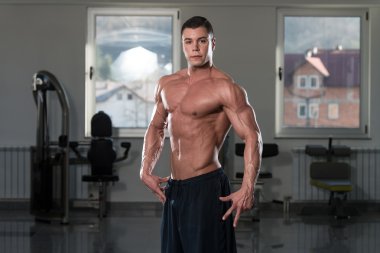 sağlıklı, genç bir adam portresi