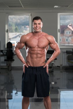 sağlıklı, genç bir adam portresi