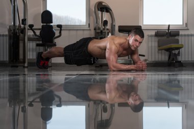 ABS egzersiz jimnastik salonu