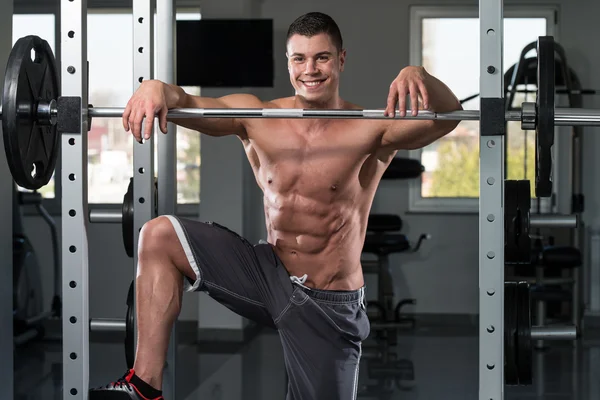 Relajarse en el gimnasio — Foto de Stock