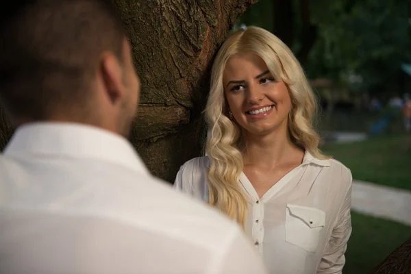 Happy Smiling Couple In Love — Stock Photo, Image