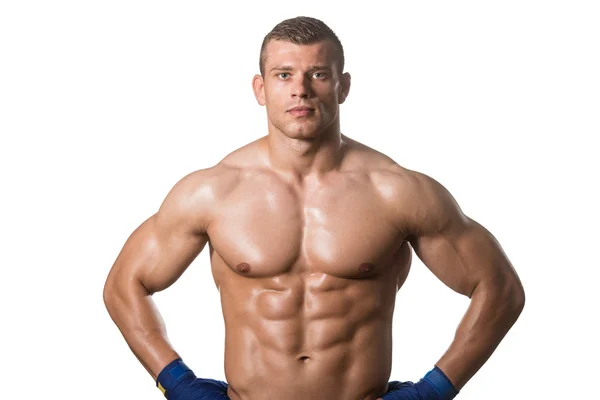 Boxeador MMA Fighter practicar sus movimientos —  Fotos de Stock