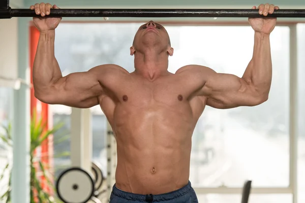 Bodybuilder Doing Pull Ups Best Back Exercises — Stock Photo, Image