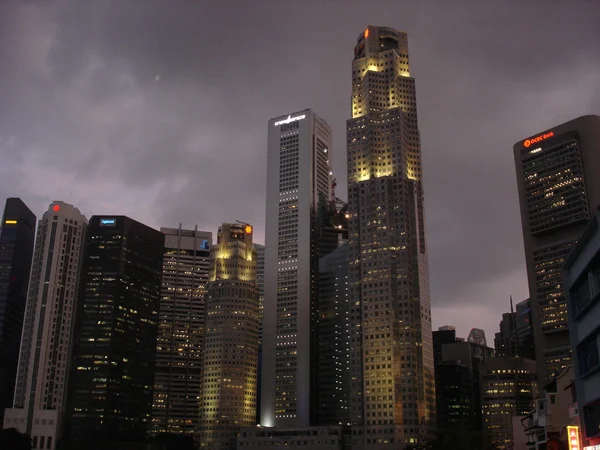 Singapur manzarası gece görünümü