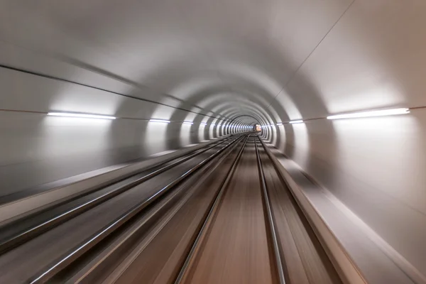 Echte tunnel met hoge snelheid — Stockfoto