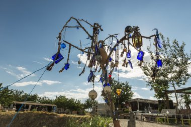 Kötülüğe karşı mavi muska 