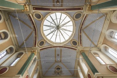 Agios kilise voukolos