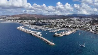 Türkiye 'nin Bodrum kentindeki Turgutreis Marina Manzarası