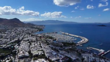 Türkiye 'nin Bodrum kentindeki Turgutreis Marina Manzarası