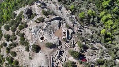 Marmaris 'teki Ege Denizi manzaralı Antik Amos Tiyatrosu