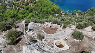 Marmaris 'teki Ege Denizi manzaralı Antik Amos Tiyatrosu