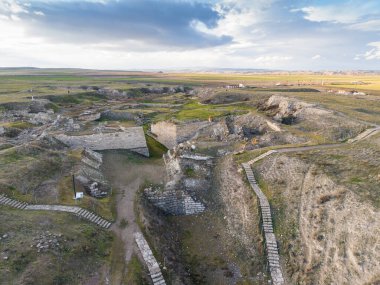 Gordion Antik Kent 'in Havadan Görünümü Ankara Polatli yakınlarındaki Türkiye' yi harabeye çevirdi