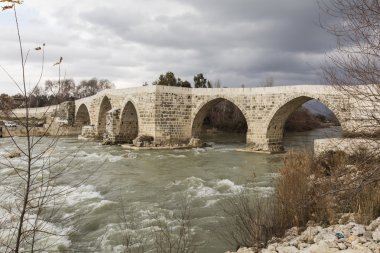 Tarihi Aspendos Köprüsü