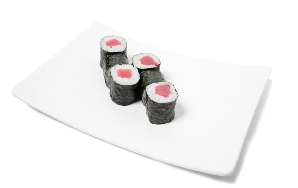 Traditionele Japanse tonijn sushi rolls — Stockfoto