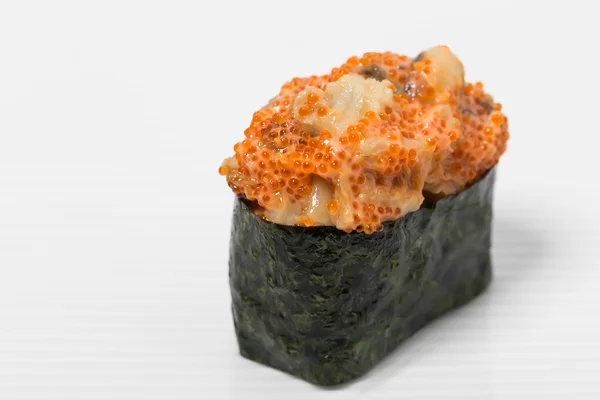 Gunkan sushi med hackad bläckfisk — Stockfoto