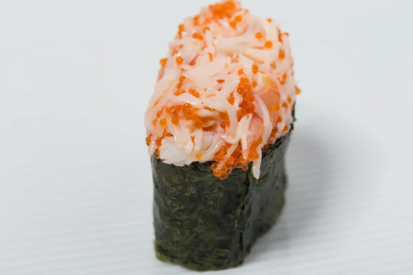 Sushi Gunkan con cangrejo de nieve — Foto de Stock