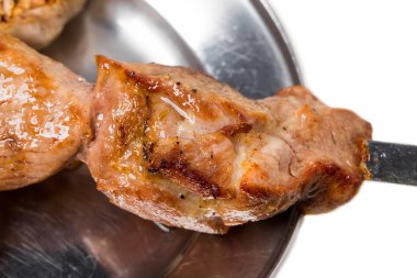 Izgara domuz eti şiş kebap.