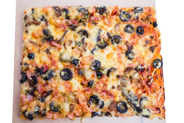 Fatia de deliciosa pizza americana . — Fotografia de Stock