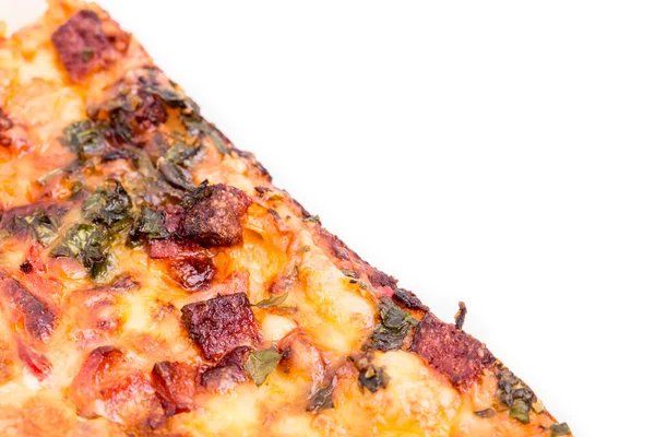 Plak van heerlijke Amerikaanse pizza. — Stockfoto