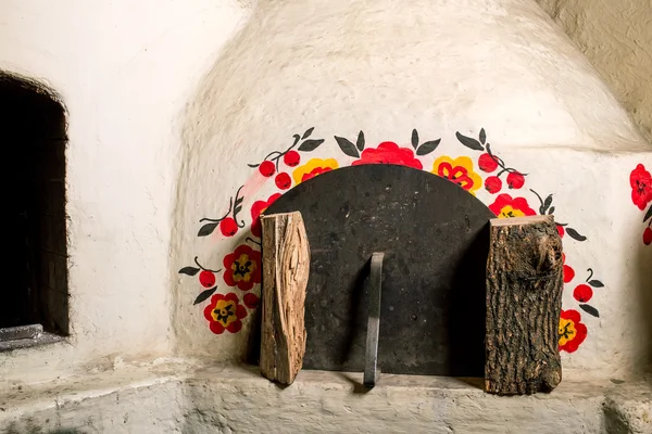 Traditional moldovan oven — Stock Photo, Image