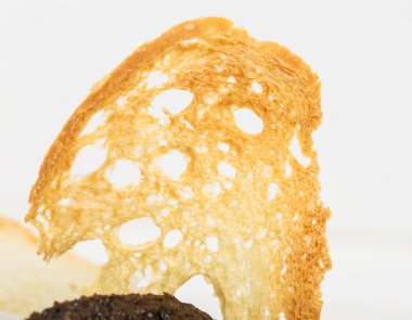 Somon tartar için buğday Rusk'ı kapat.