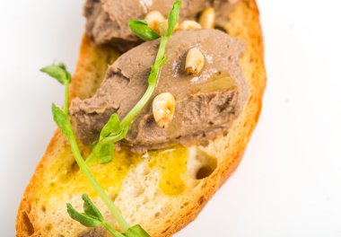 Tavuk karaciğer pate lezzetli bruschetta.