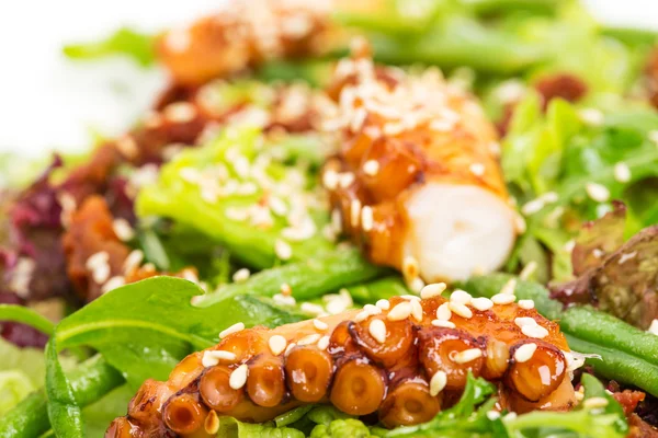 Salad with grilled octopus and dried tomatoes. — Stock Photo, Image