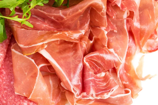 Pyszne włoskie Suszone mięso z rukolą. — Zdjęcie stockowe