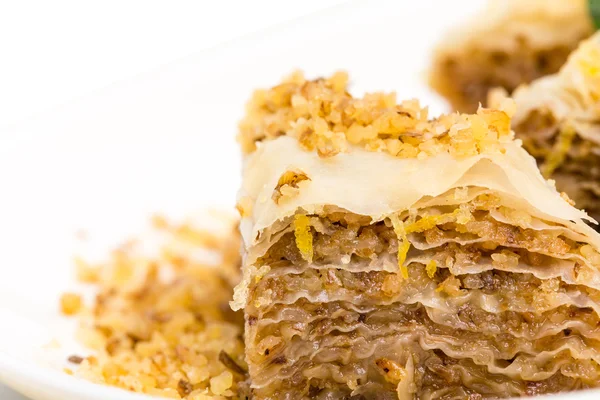 Heerlijke Oosterse dessert baklava. — Stockfoto