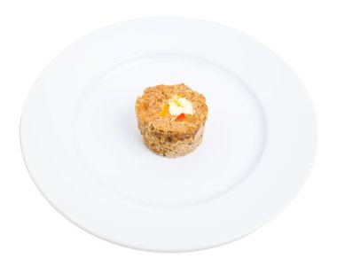 Yumurta ile kıyılmış tavuk nağmeleme.