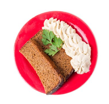 Çavdar ekmeği kıyılmış domuz yağı ile.