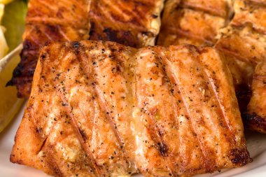 Lezzetli ızgara somon fileto.