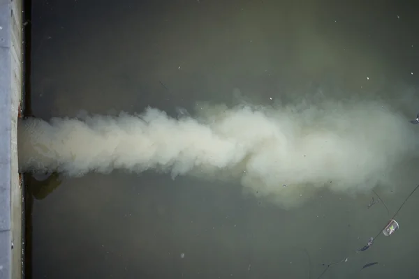 Vapeur des eaux usées . — Photo