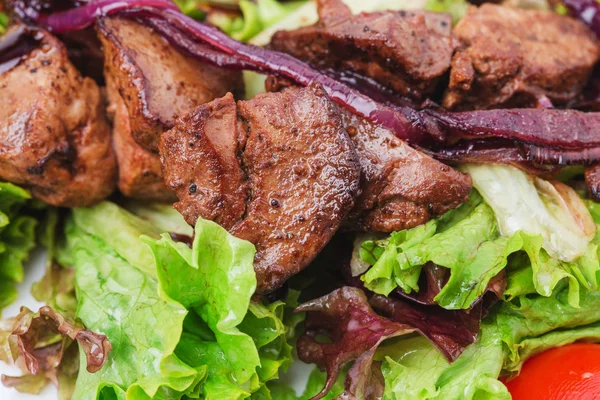 Gegrillter Kalbsspieß. — Stockfoto