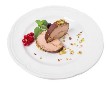 Lezzetli kaz ciğeri ile koyu çikolata kaplı.