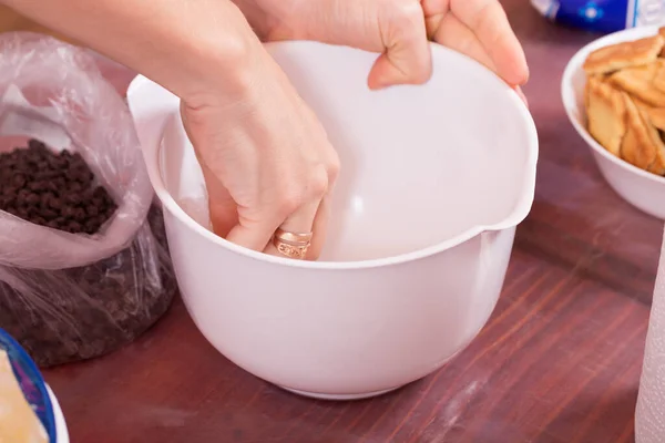 Preparing White Plastic Bowl Work Close — Stock Photo, Image
