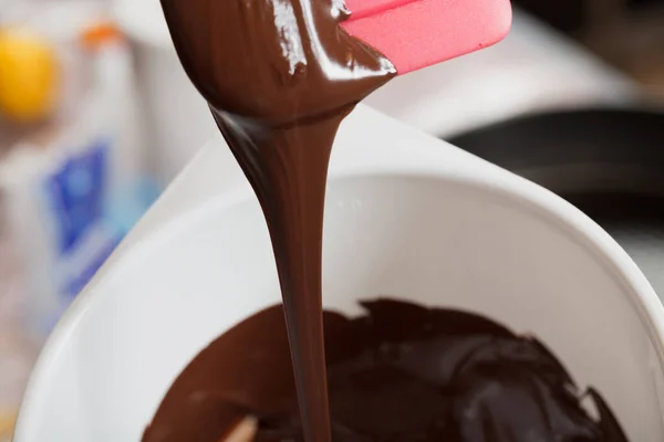 Pouring Fresh Chocolate Cream White Bowl Close — Stock Photo, Image